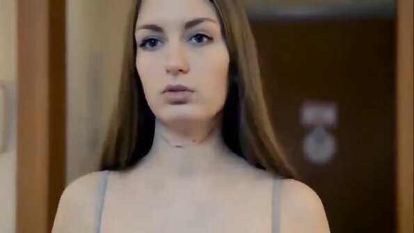 Slutty abielus ilu hämmingus ex-stud laiendamise tema anal.